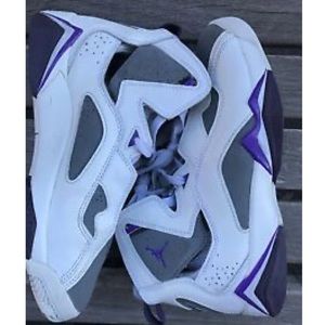 Jordan true flights size 5.5